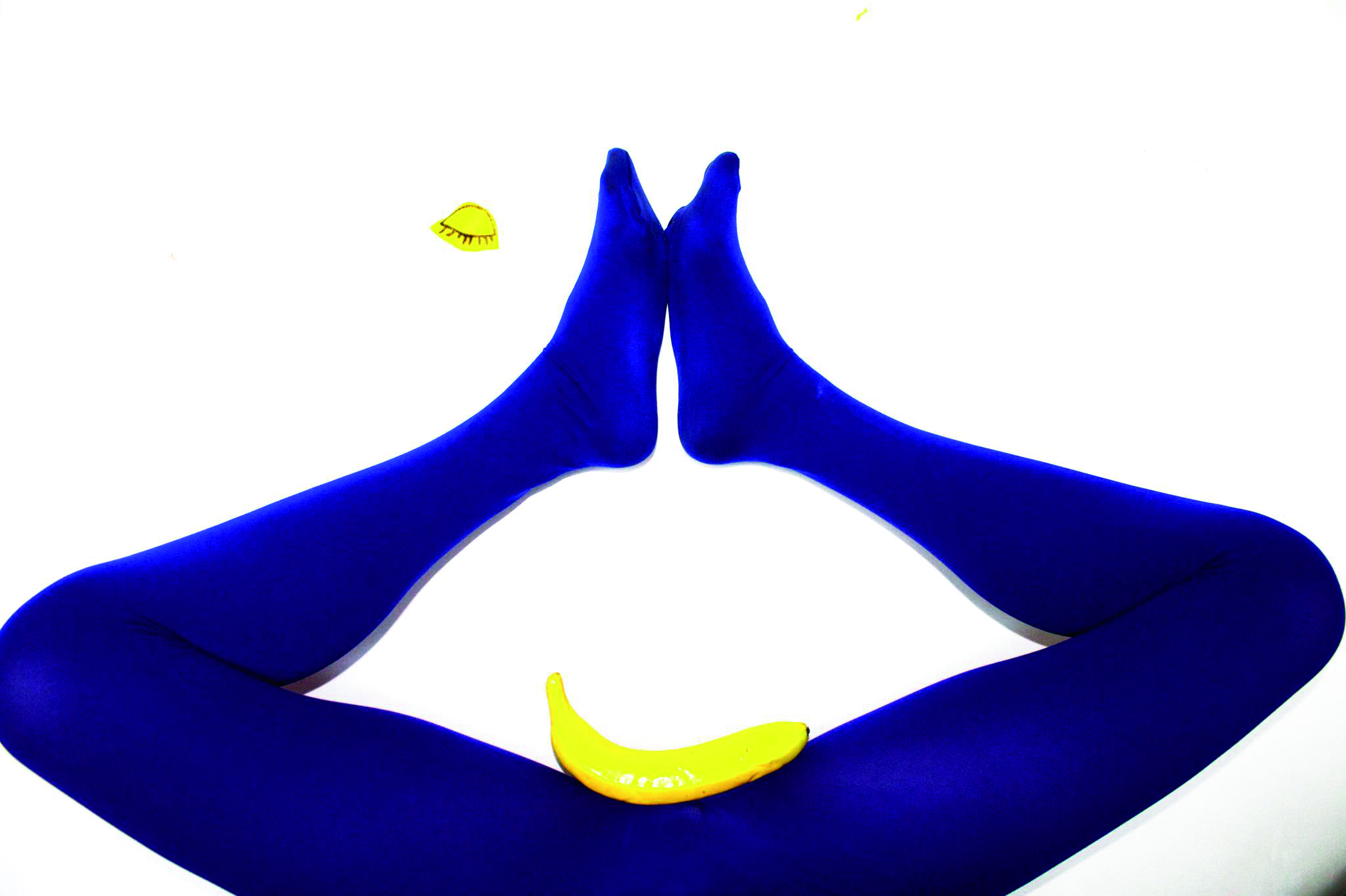 DEntro ogni bocca c'e¦Ç un abisso. Blu
